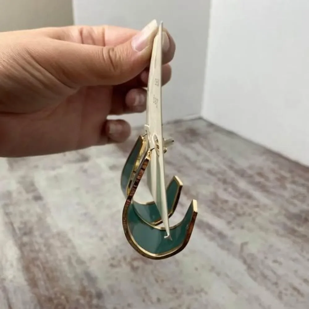 New A New Day Target Statement costume ￼ jewelry earrings￼ green boho bohemian